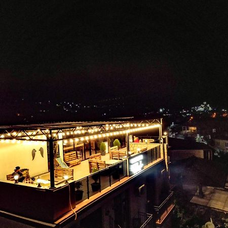 Hill Hotel Kutaisi Exterior photo