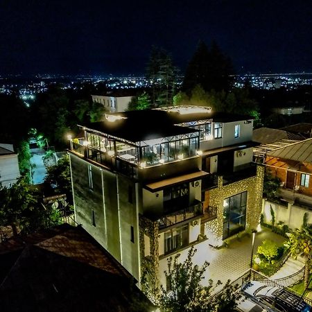 Hill Hotel Kutaisi Exterior photo