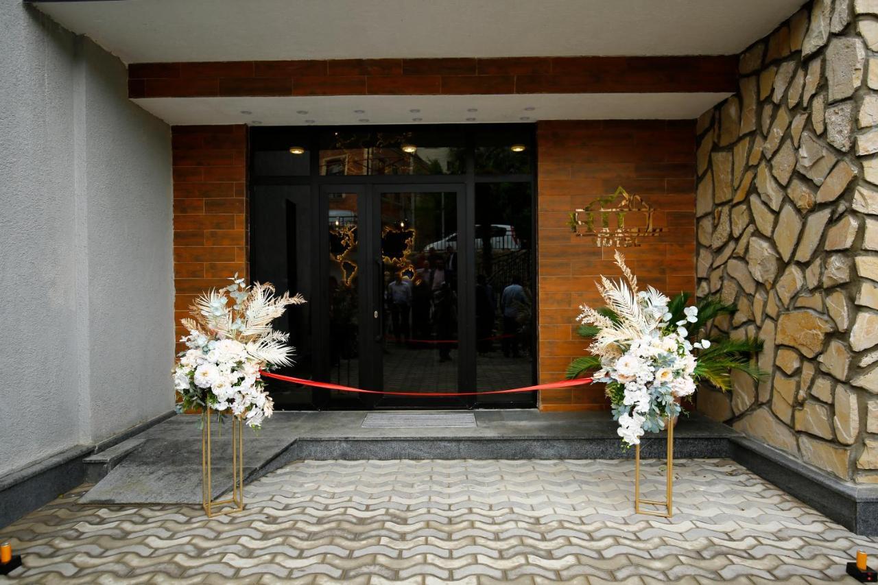 Hill Hotel Kutaisi Exterior photo
