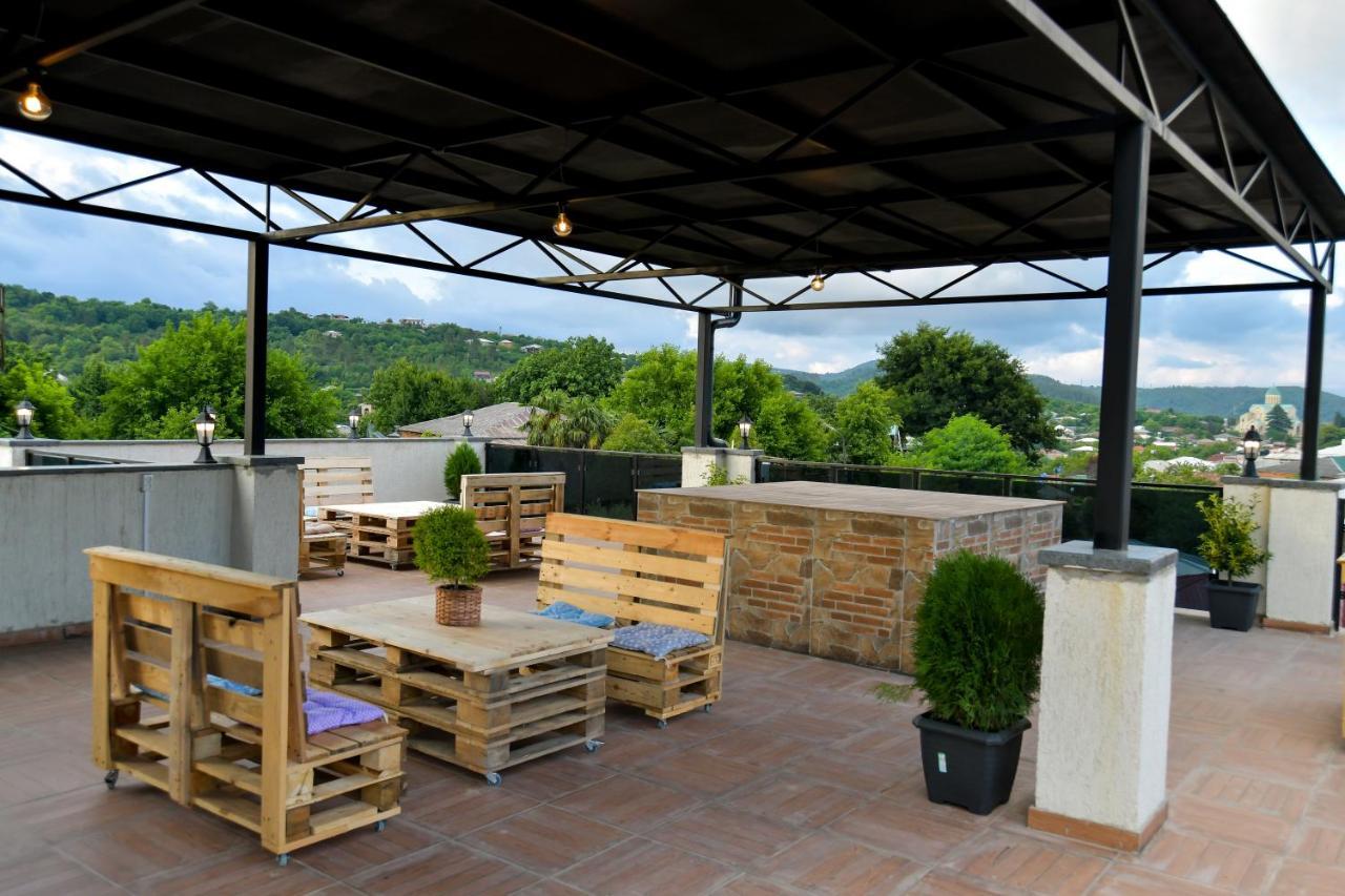 Hill Hotel Kutaisi Exterior photo