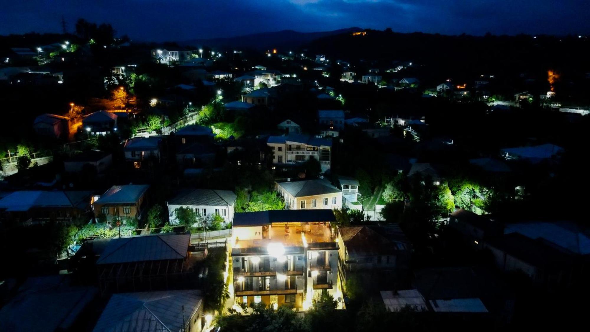 Hill Hotel Kutaisi Exterior photo