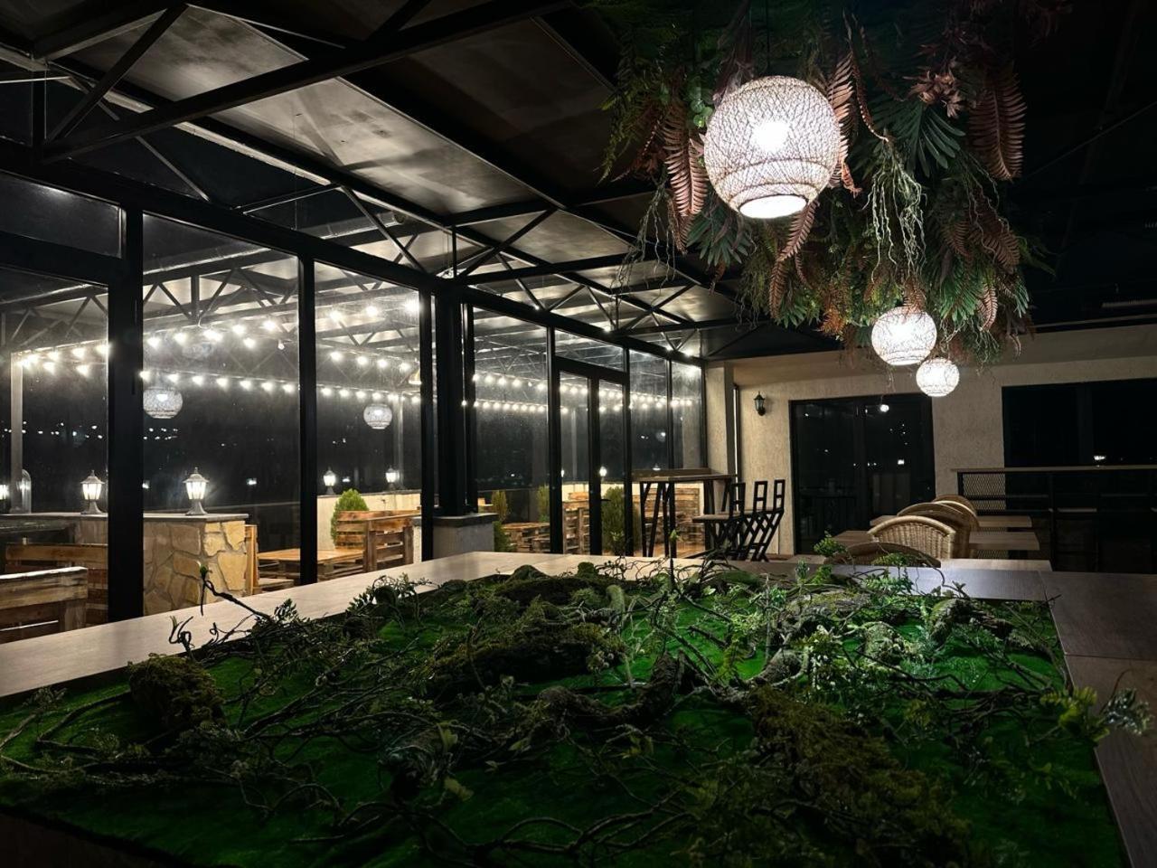 Hill Hotel Kutaisi Exterior photo